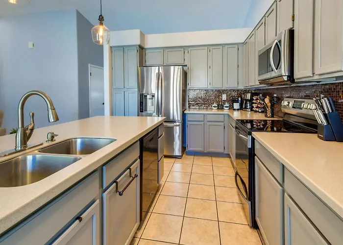Near Hiking And Golfing With Pool And Patio Holiday home Mesa