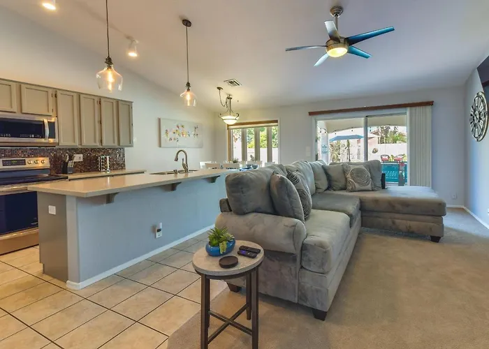 Near Hiking And Golfing With Pool And Patio Holiday home Mesa