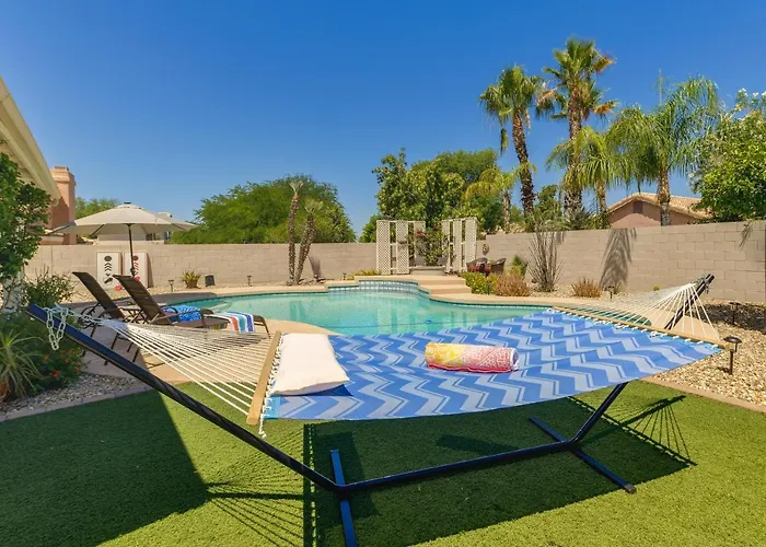 Holiday home Near Hiking And Golfing With Pool And Patio Mesa